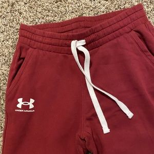 Under armour women’s joggers - size small